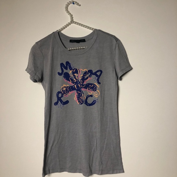 Marc By Marc Jacobs Tops - Marc by Marc Jacobs T-shirt top